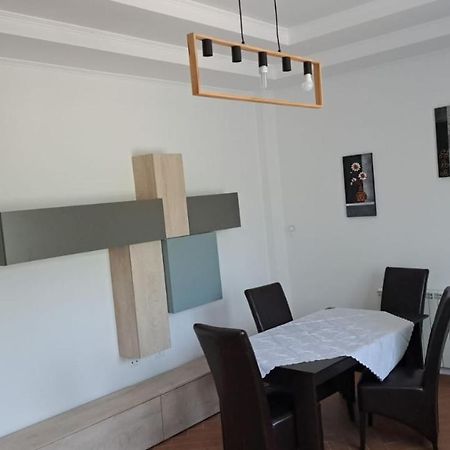 Apartament Casa Francesca Comanesti  Zewnętrze zdjęcie