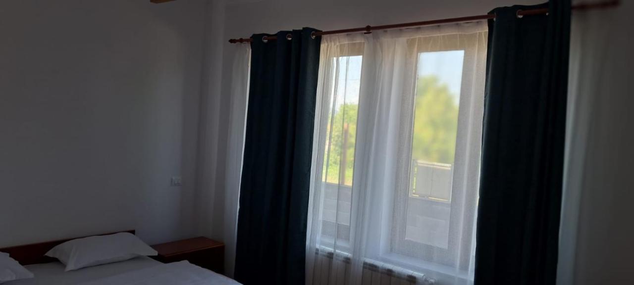 Apartament Casa Francesca Comanesti  Zewnętrze zdjęcie